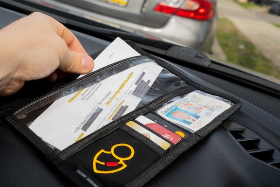 SEATBELT BUDDY BLACK - Image 3